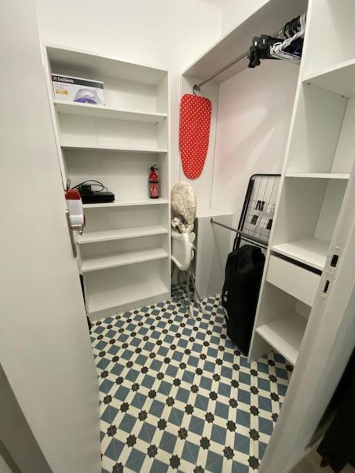 Charmant Studio Idealement Place Et Paisible ! Oloron-Sainte-Marie Exterior foto